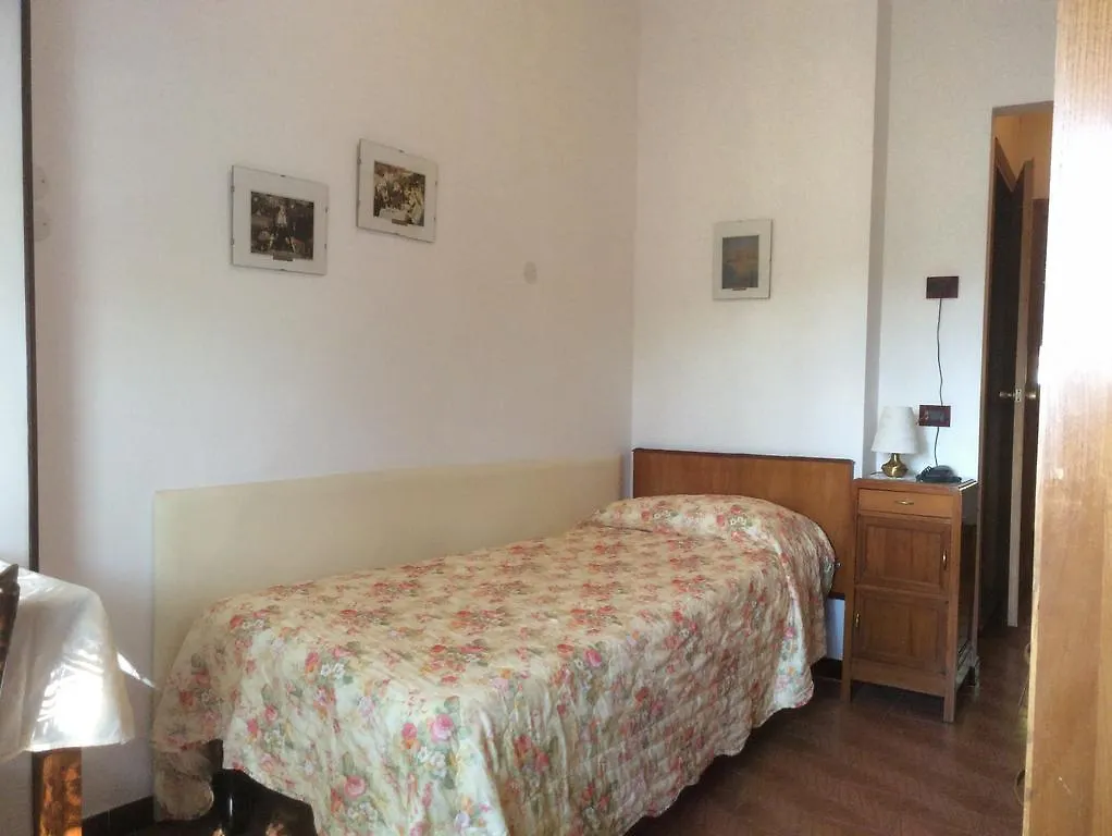 Hotel Zocca Lanzo dʼIntelvi